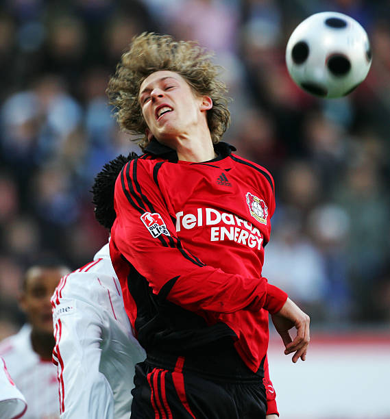 多纳鲁马与 多纳鲁马与